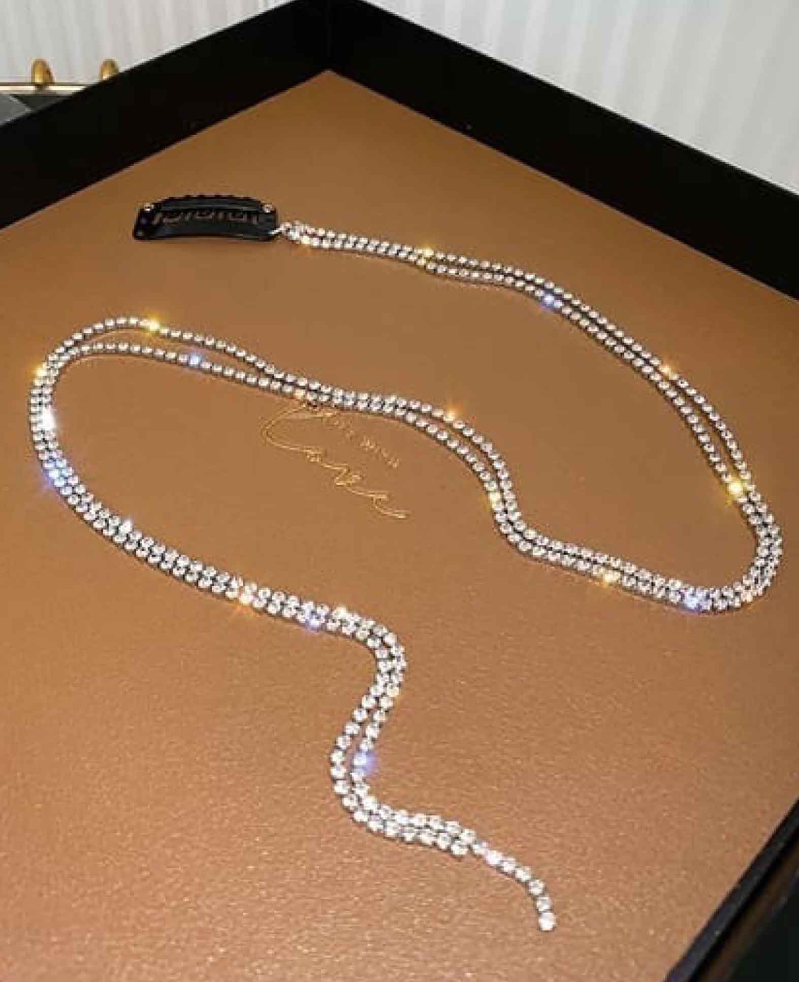 (48cm) Haarschmuck Strass Haarspange mit Quaste - Silber