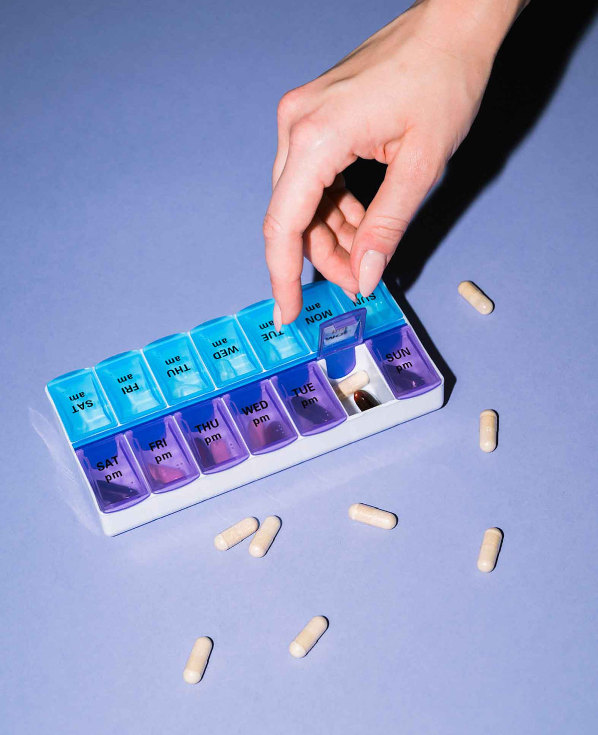 (170x90mm) Medicine Dispenser 7 Day Tablet Box Pill Box