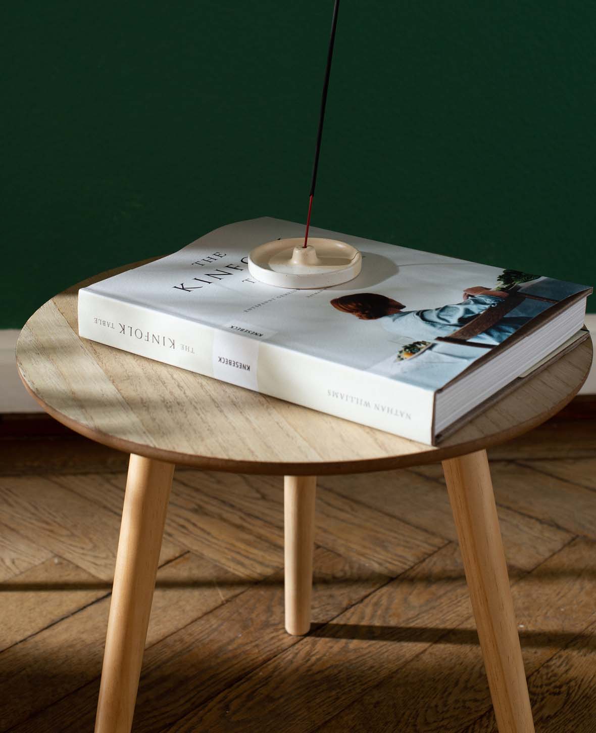 Runder Beistelltisch / Sofatisch / Holztisch aus hellem Holz, Ø 40 cm
