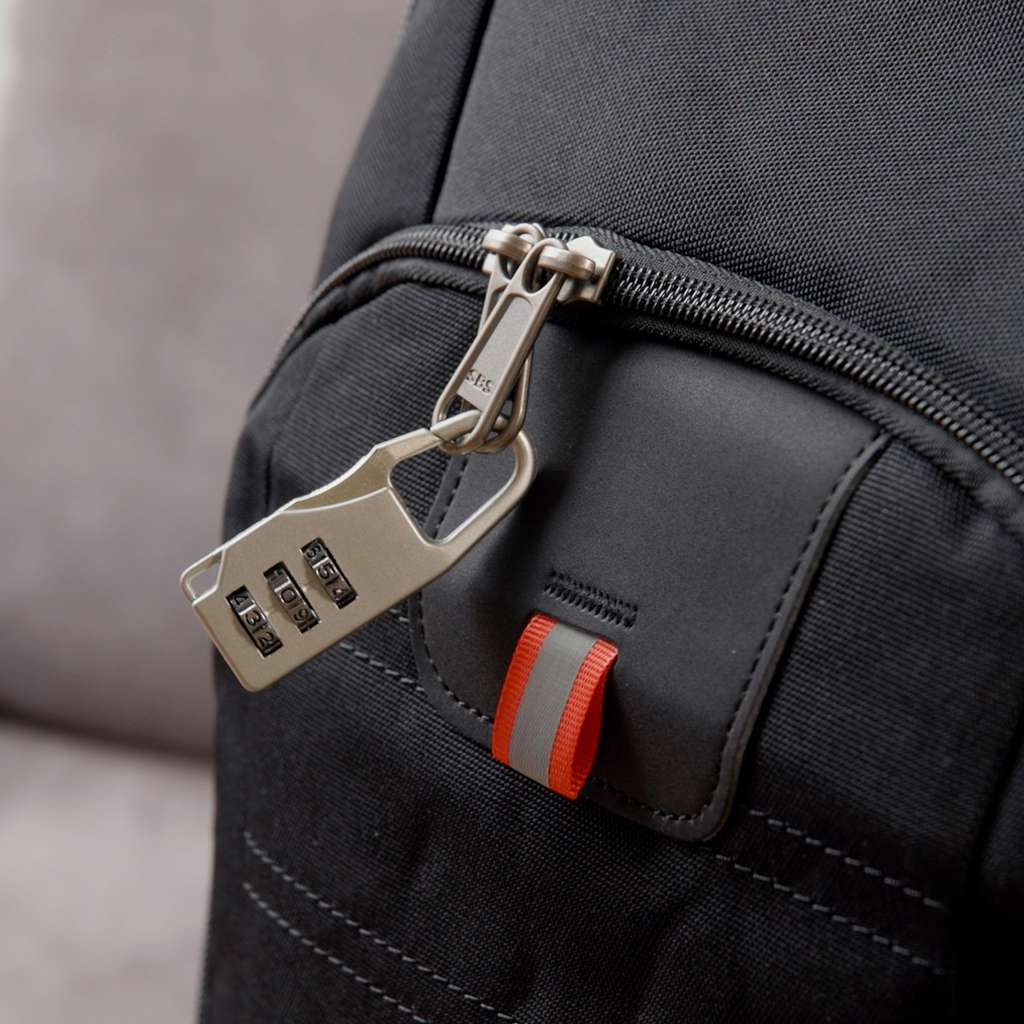 (32L) Sac à dos pour ordinateur portable MacBook 17" avec antivol + chargement USB